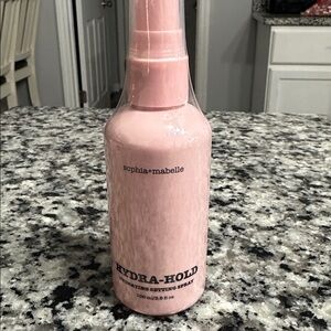 SOPHIA + MABELLE  Hydra Hold Hydrating Setting Spray